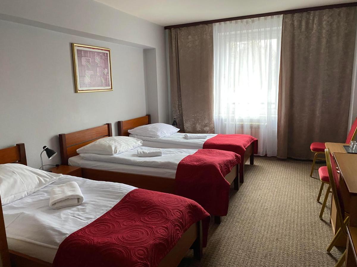 Obiekt "Czarny Rycerz" Aparthotel Jastrzebie Zdroj Ngoại thất bức ảnh