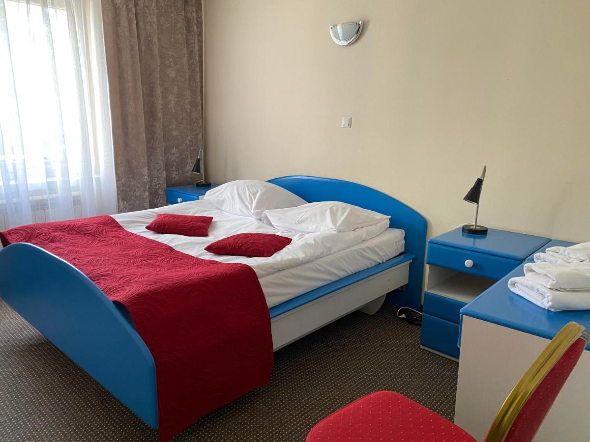Obiekt "Czarny Rycerz" Aparthotel Jastrzebie Zdroj Ngoại thất bức ảnh